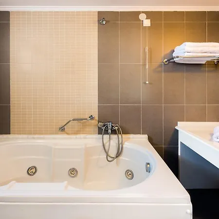 Hotel Akrata Beach Hotel 3*