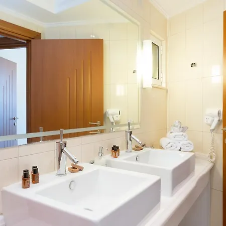 Akrata Beach Hotel 3*