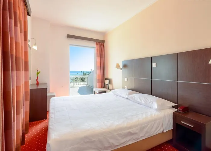 Akrata Beach Hotel Hotel 3*